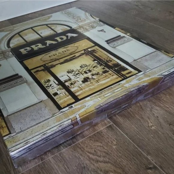 PRADA DESIGNER STOREFRONT GOLD WRAPPED CANVAS PRINT - Picture 2 of 6